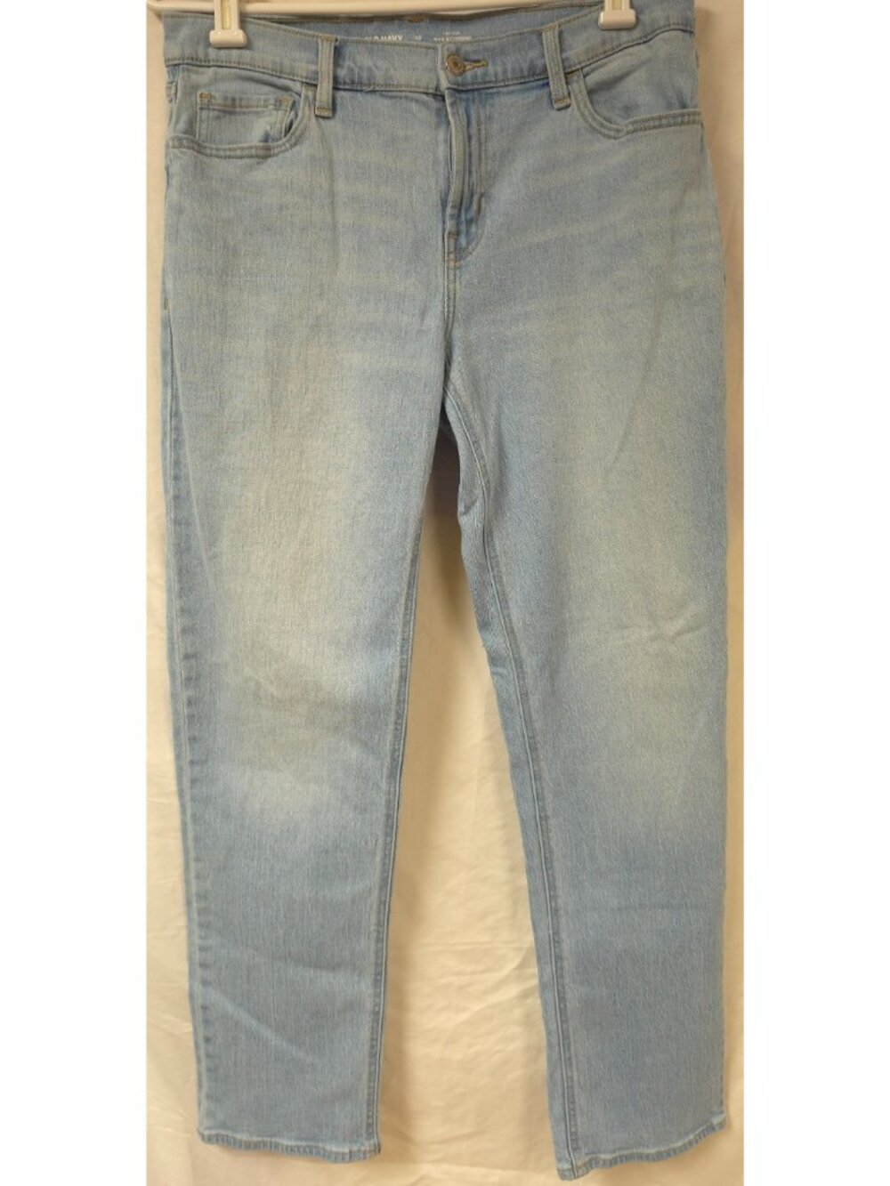 OLD NAVY Wow Boyfriend Mid Rise Sz 10 Light Wash Blue Denim 5-pocket Jeans 34x31